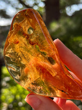 Load image into Gallery viewer, Collectors Specimen - Huge 54.7g Amber with Insect legs inside