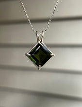 Load image into Gallery viewer, Diamond Moldavite Necklace