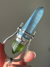 Load image into Gallery viewer, Aqua Aura Lemurian Quartz point pendant with Electric Peridot