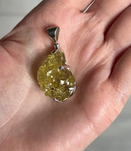 Load image into Gallery viewer, Intense Colored Natural Etched Heliodor pendant 35.5 carats