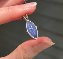 Load image into Gallery viewer, Top Quality Tanzanite necklace with incredible shimmer