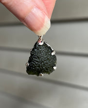 Load image into Gallery viewer, Genuine Raw Czech Moldavite pendant - 16.8 carats