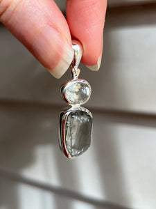 Aquamarine pendant