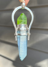 Load image into Gallery viewer, Aqua Aura Lemurian Quartz point pendant with Electric Peridot