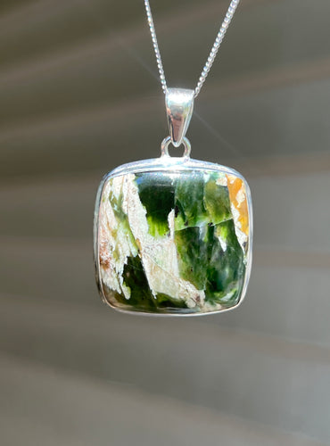 Rare XL Chrome Chalcedony pendant - top quality