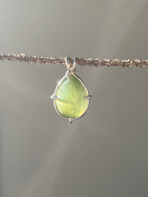 Load image into Gallery viewer, Abundance Unlocked - Cats Eye Jade pendant