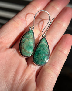 Emerald drop earrings