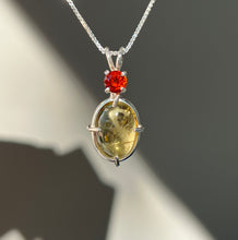 Load image into Gallery viewer, Yellow Tourmaline necklace with AAA color change Spessartine Garnet