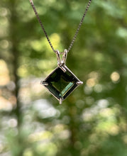 Load image into Gallery viewer, Diamond Moldavite Necklace