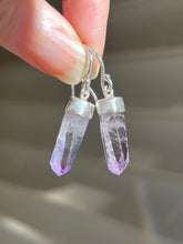 Load image into Gallery viewer, Vera Cruz Amethyst drop earrings