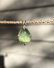 Load image into Gallery viewer, Abundance Unlocked - Cats Eye Jade pendant