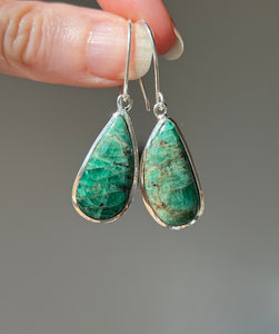 Emerald drop earrings