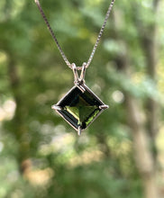 Load image into Gallery viewer, Diamond Moldavite Necklace