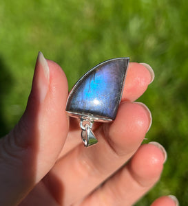 Top quality Neon Blue and Purple Spectrolite Labradorite pendant