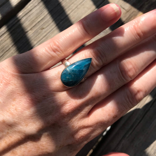 Juicy blue apatite teardrop ring