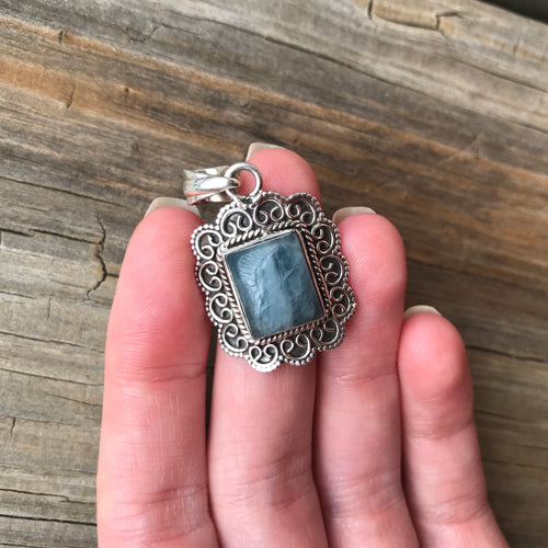Deep Blue Aquamarine pendant