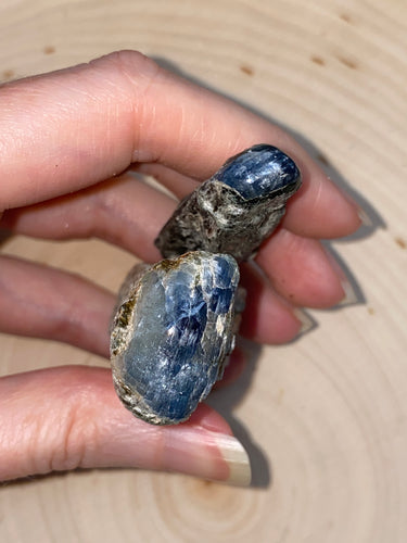 RARE Blue Sapphire & Kyanite wand - MEDIUM SIZE