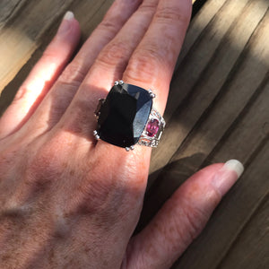 Black Spinel & Rhodolite Garnet ring