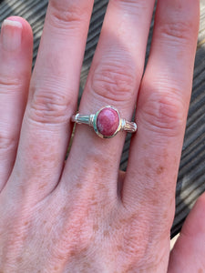 Thulite ring