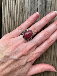 XL Thulite cabochon ring