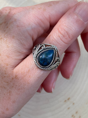 Teardrop Shattuckite ring