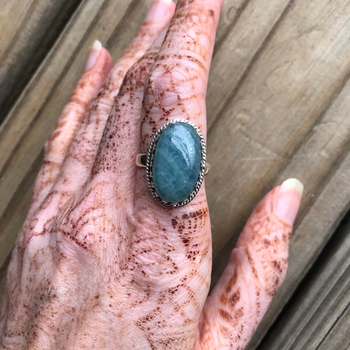 XL Oval Aquamarine cabochon ring