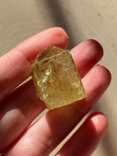 Load image into Gallery viewer, Golden Apatite self standing generator crystal