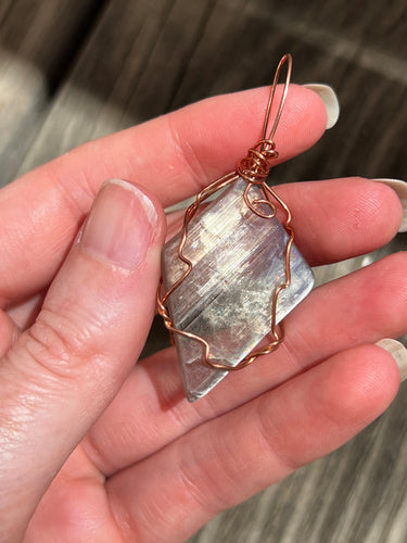 Copper wrapped color change Turkish Diaspore pendant