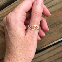 Load image into Gallery viewer, orange Sapphire ring