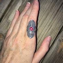 Load image into Gallery viewer, African Ruby elongated ring