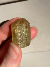 Load image into Gallery viewer, Golden Apatite self standing generator crystal