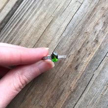 Load image into Gallery viewer, Faceted Chrome Diopside ring