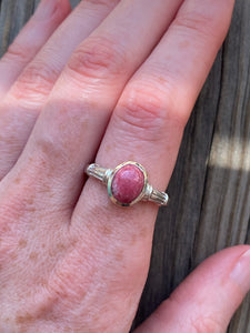 Thulite ring