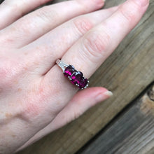 Load image into Gallery viewer, Rhodolite Garnet trilogy rings