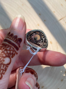 Top Quality Rainbow Moonstone round cut ring